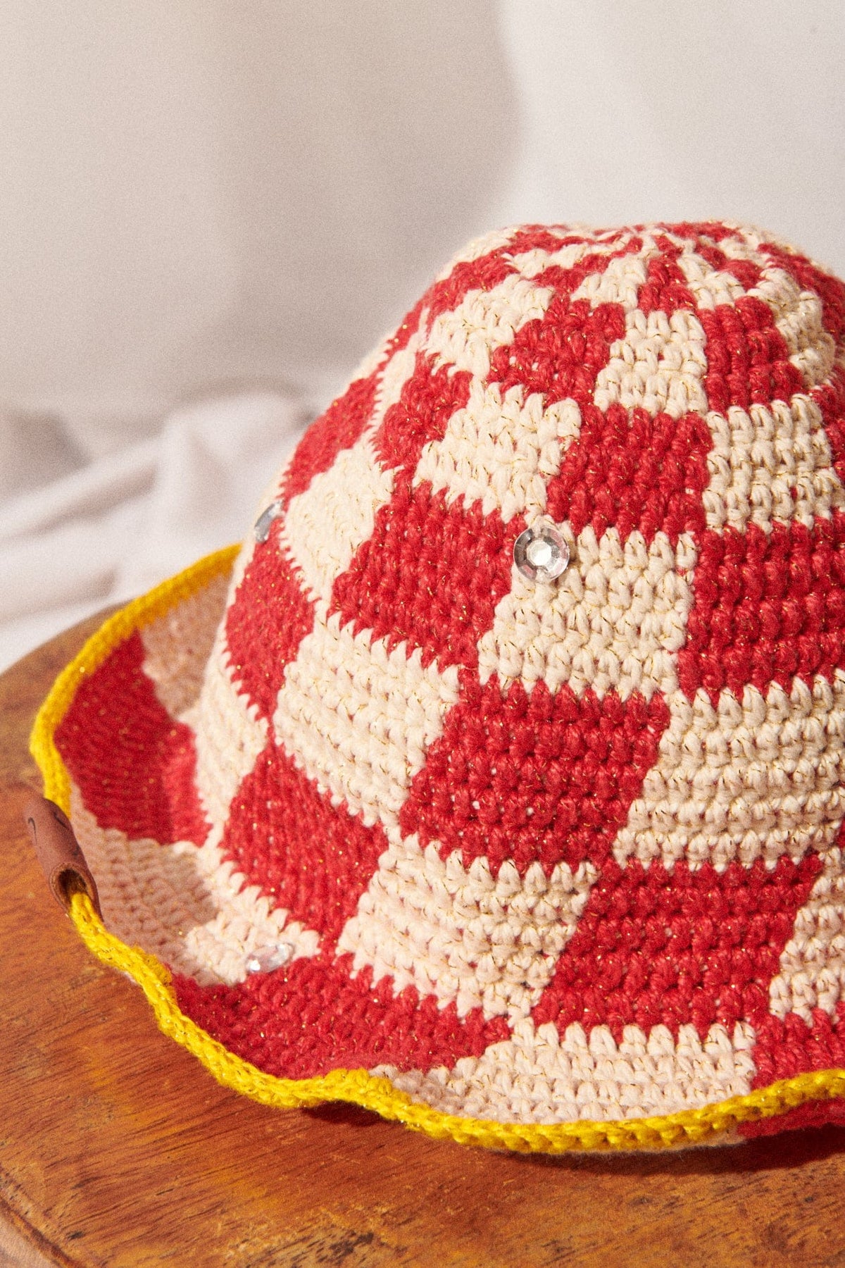 bucket Nina Xadrez Vermelho